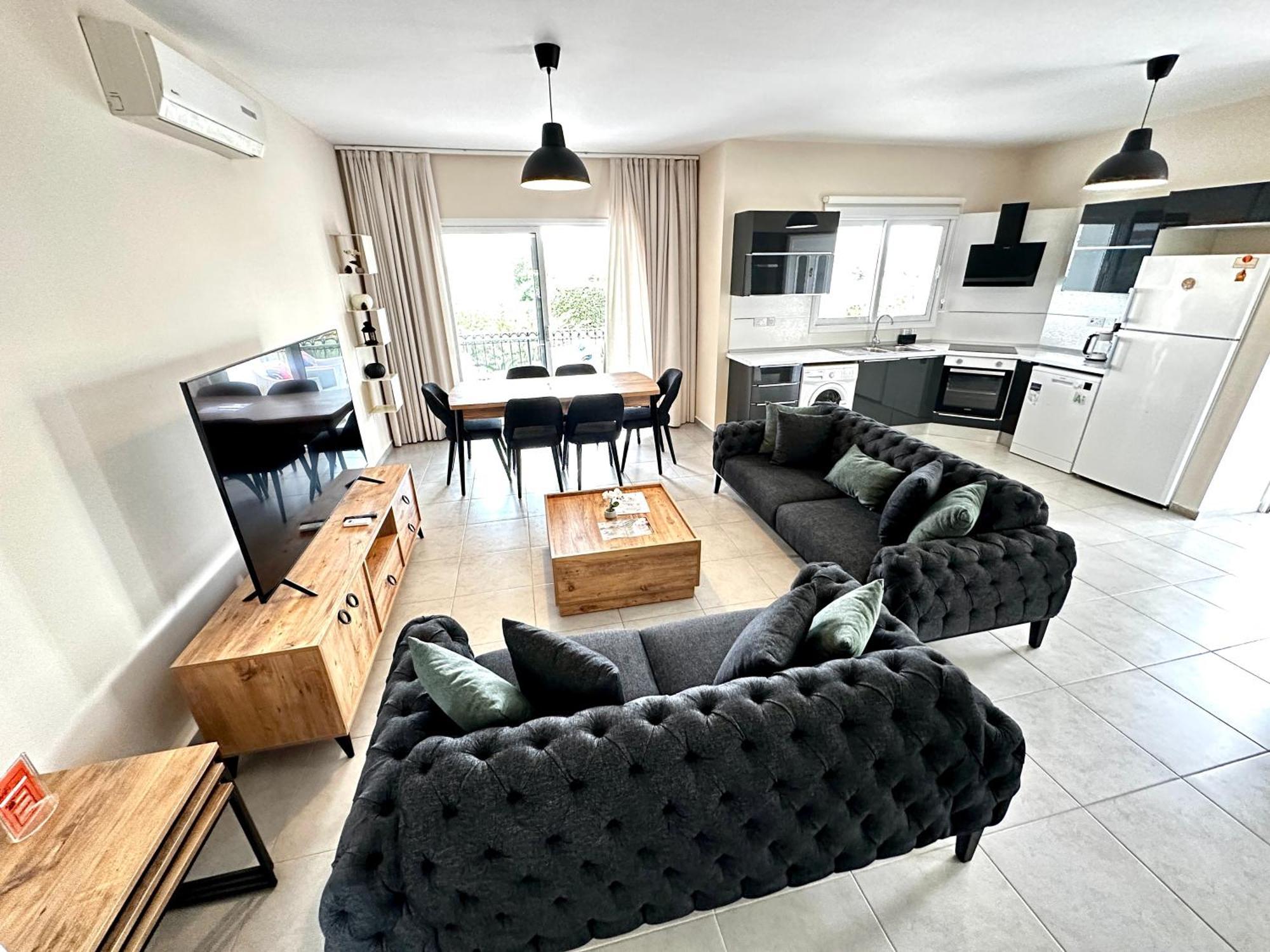 Carrington Holidays Кирения Экстерьер фото