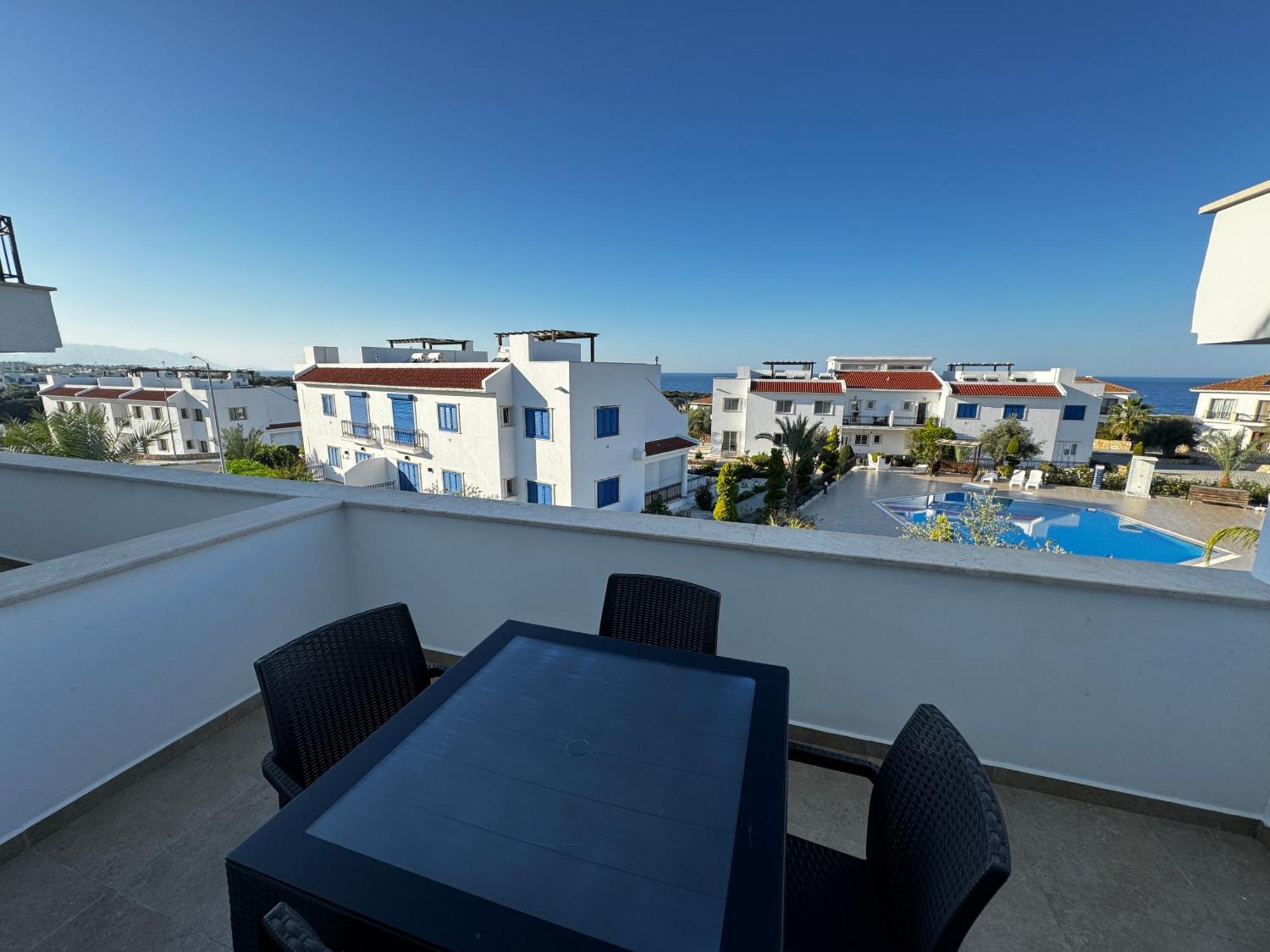 Carrington Holidays Кирения Экстерьер фото
