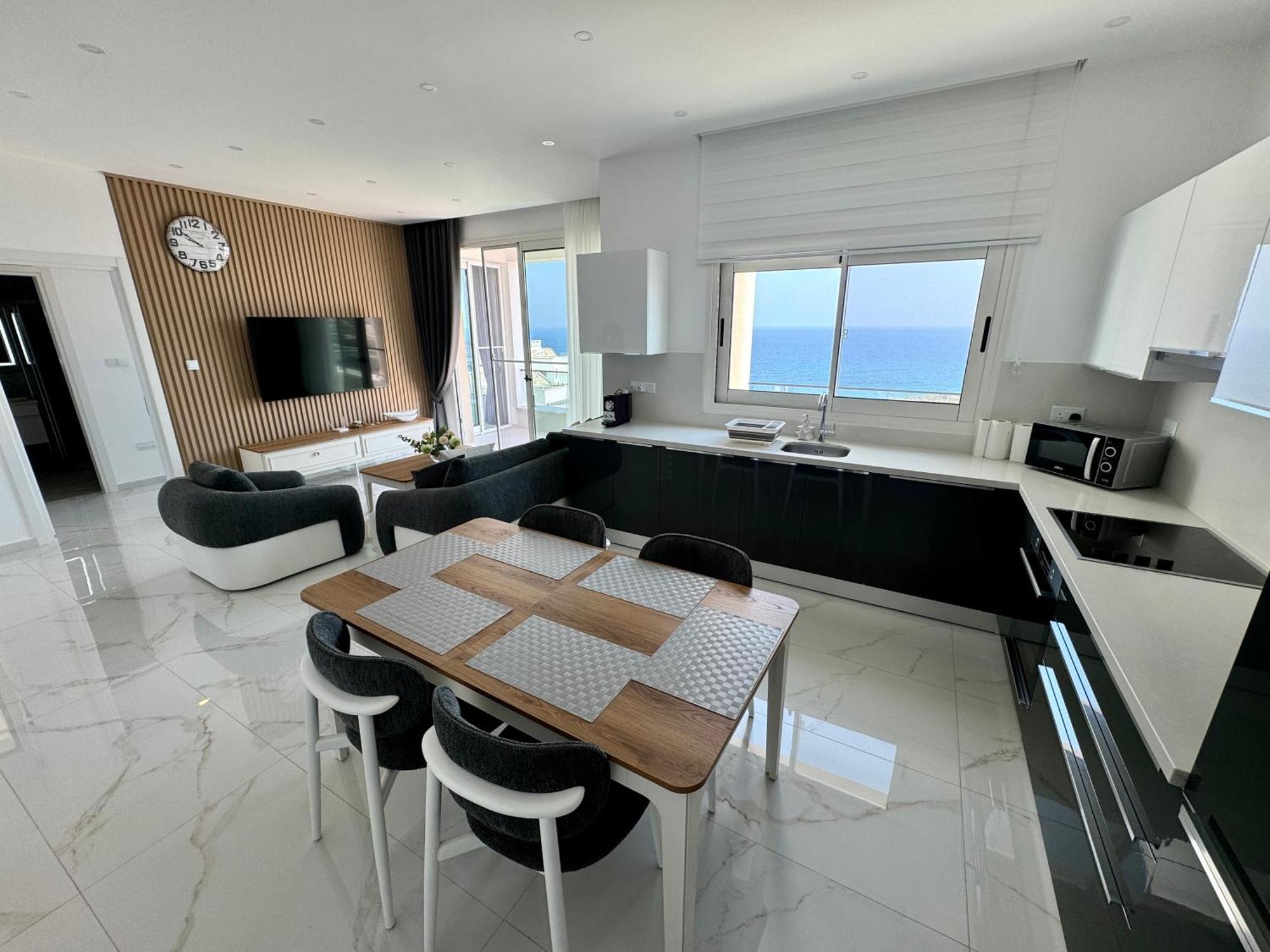 Carrington Holidays Кирения Экстерьер фото